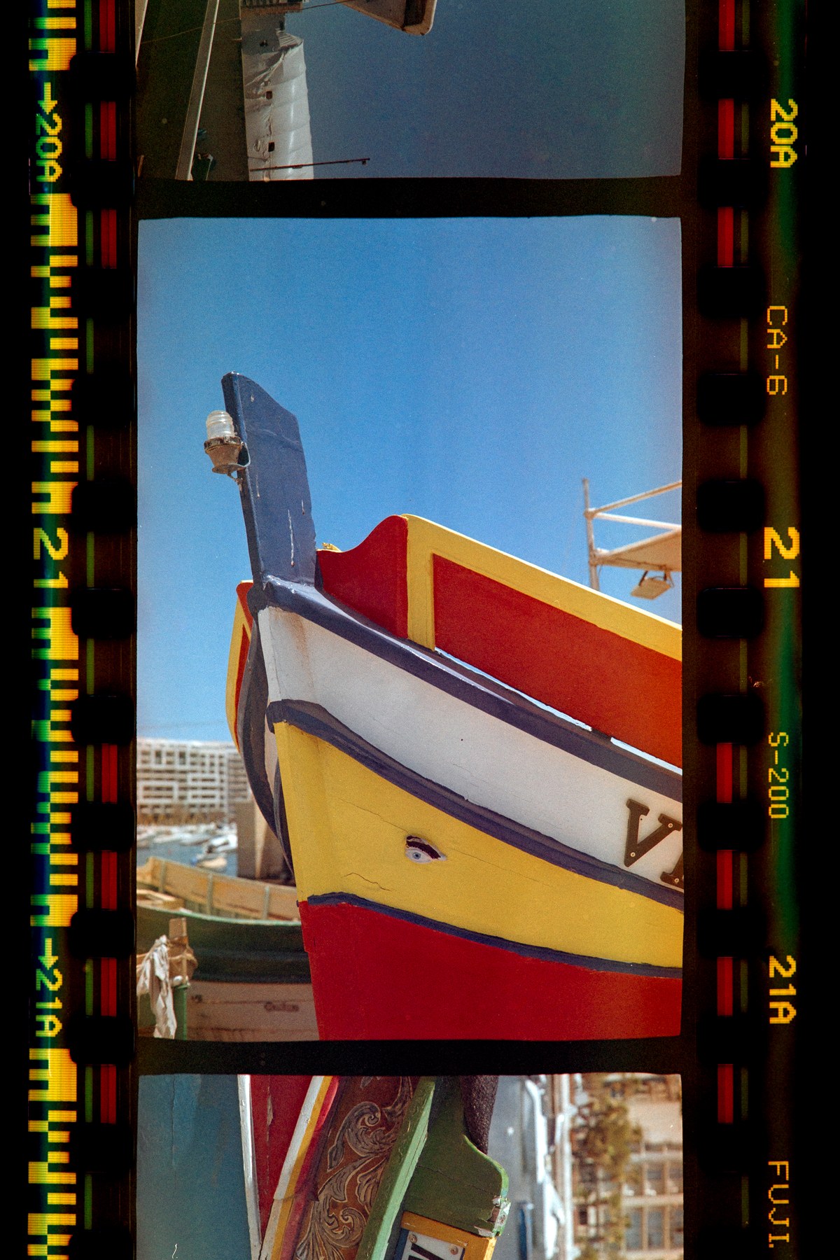 Fujifilm Superia 200 scaduta